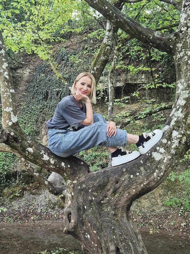 FOTO Tko bi im dao te godine? Ove slavne dame 50+ izgledom i dalje sve obaraju s nogu