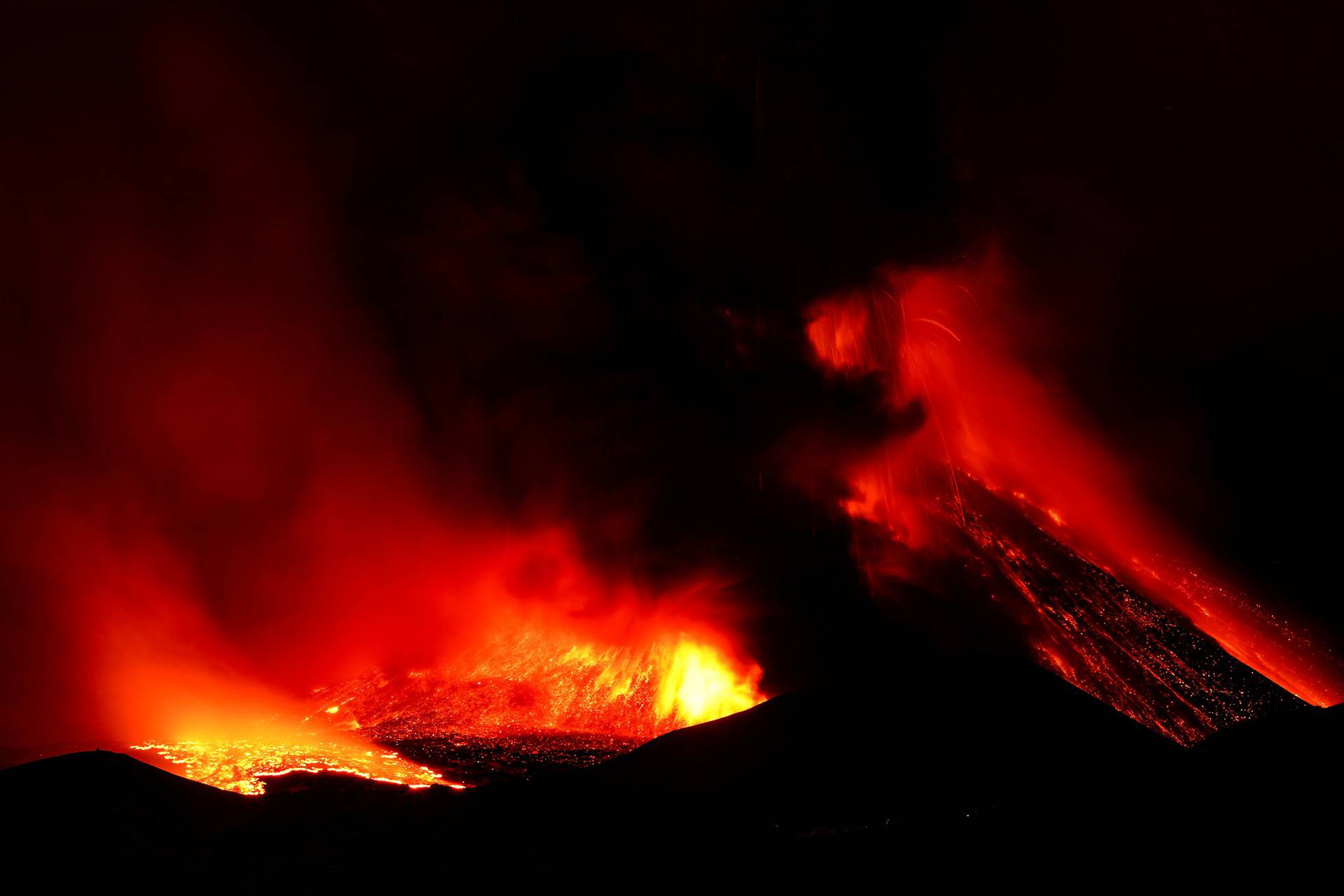 Eruption of the South East volcano of Etna