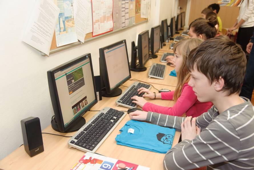 U 'Satu kodiranja' ove godine i rekordan broj hrvatskih škola