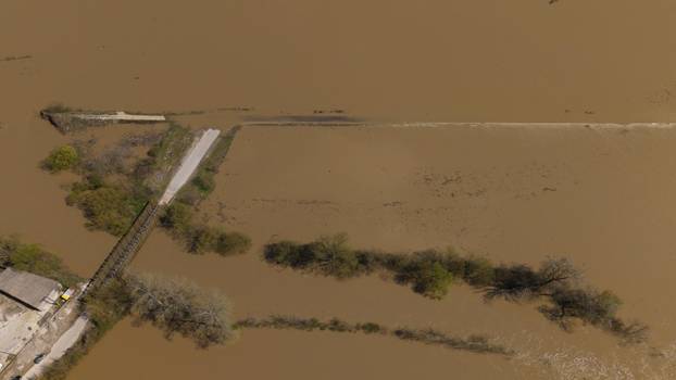 Na području Gračanice proglašeno je stanje neposredne opasnosti od poplava uslijed obilnih padavina