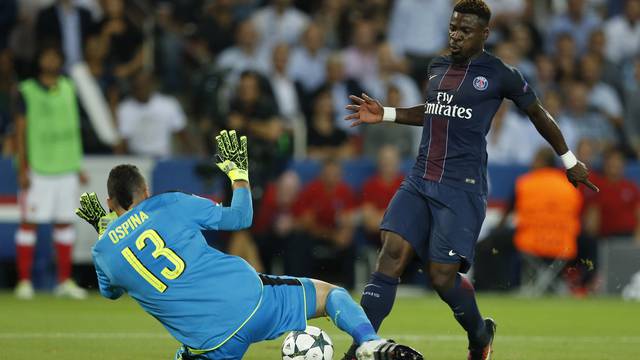 Paris Saint-Germain v Arsenal - UEFA Champions League Group Stage - Group A