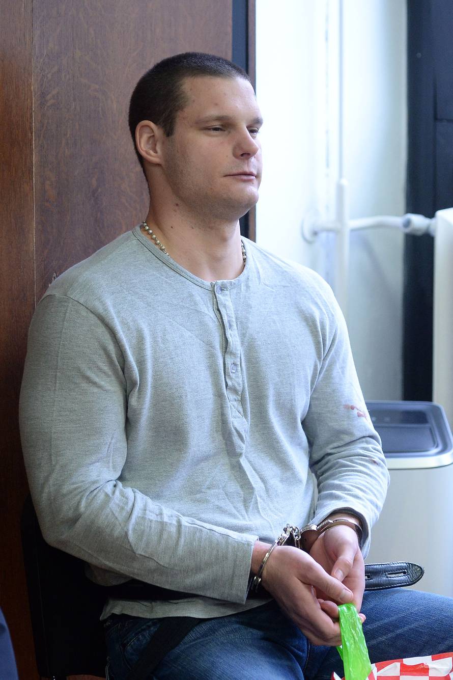 Šišaković htio odgoditi, a onda i zatvoriti suđenje za medije...