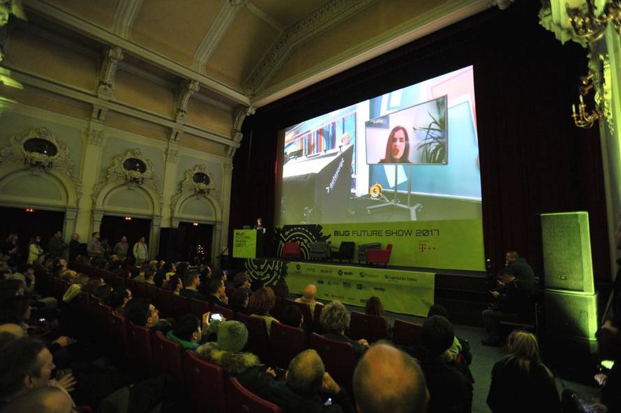 Zvijezde Bug Future Showa bili su učitelji i novo obrazovanje