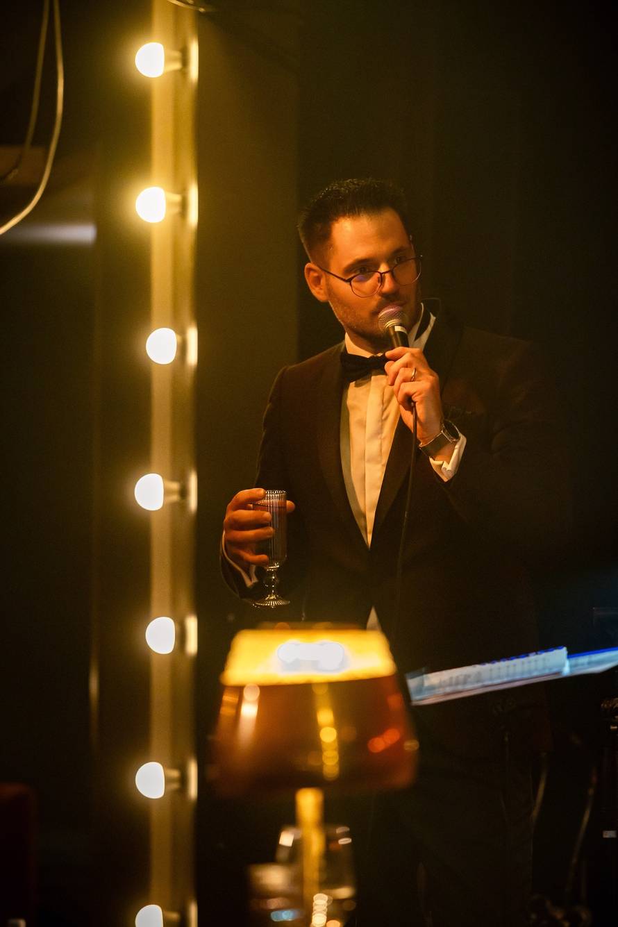 Tena Vodopija i Miron Hauser rasprodali Kontesu: Zapjevali 'Milu' s Davorom Gopcem...