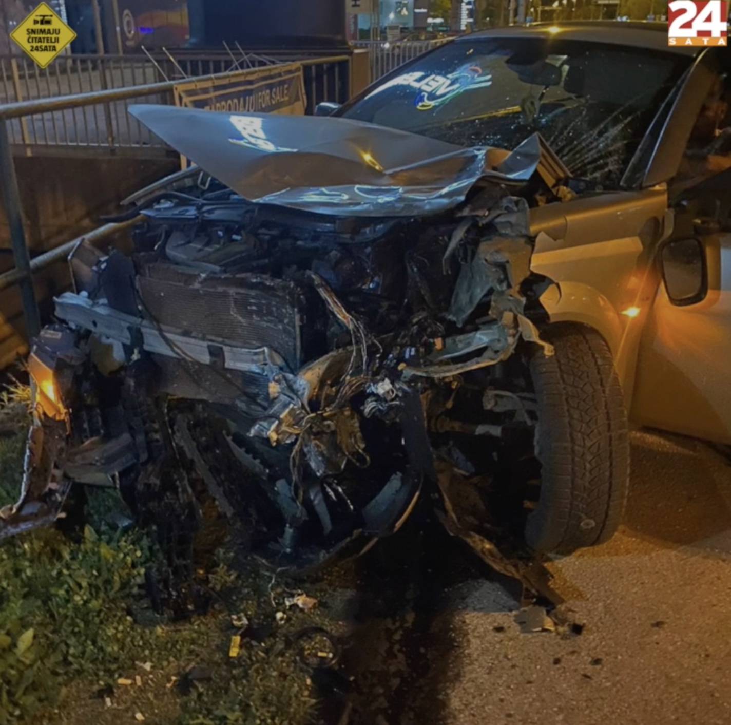 VIDEO Četvero ljudi ozlijeđeno u sudaru tri automobila u Dupcu