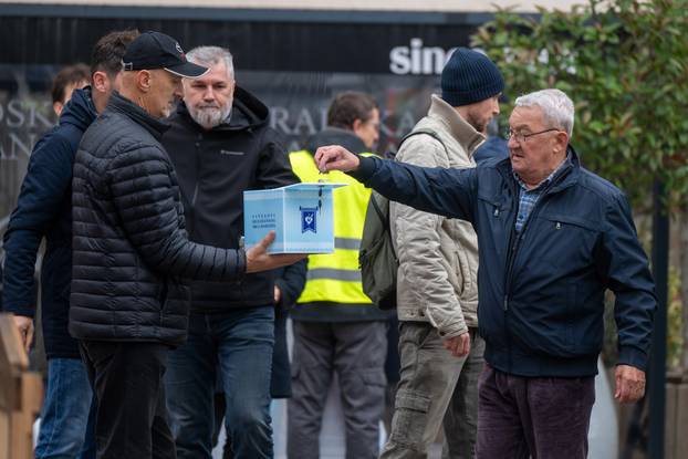 Muška molitva krunice svake prve subote u mjesecu na glavnom zagrebačkom trgu