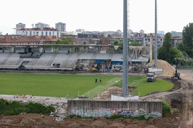 Zagreb: Početak rušenja zapadne tribine stadiona u Kranjčevićevoj