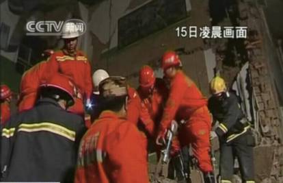 Kina: Izbio požar u spavaonici tvornice, izgorjelo 15 radnika
