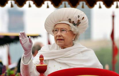Zla vojvotkinja Camilla bori se za prijestolje: Kraljica umire