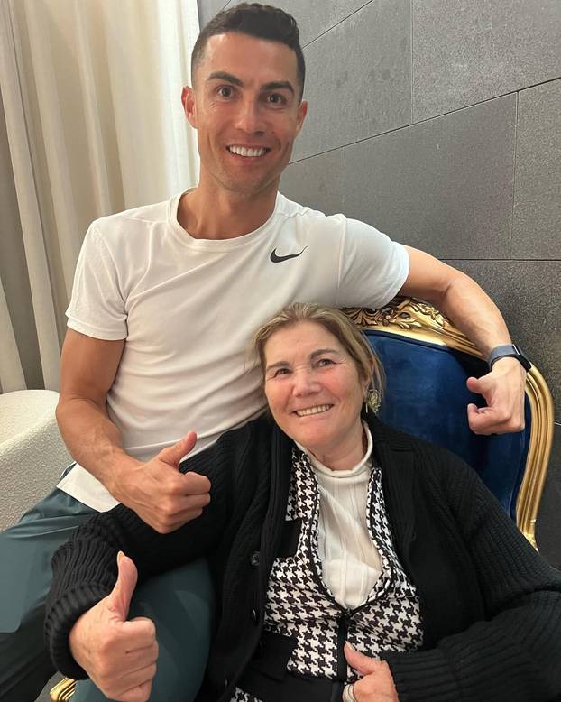 FOTO Životna drama Ronaldove majke: Razmišljala o pobačaju, preživjela moždani i rak dojke
