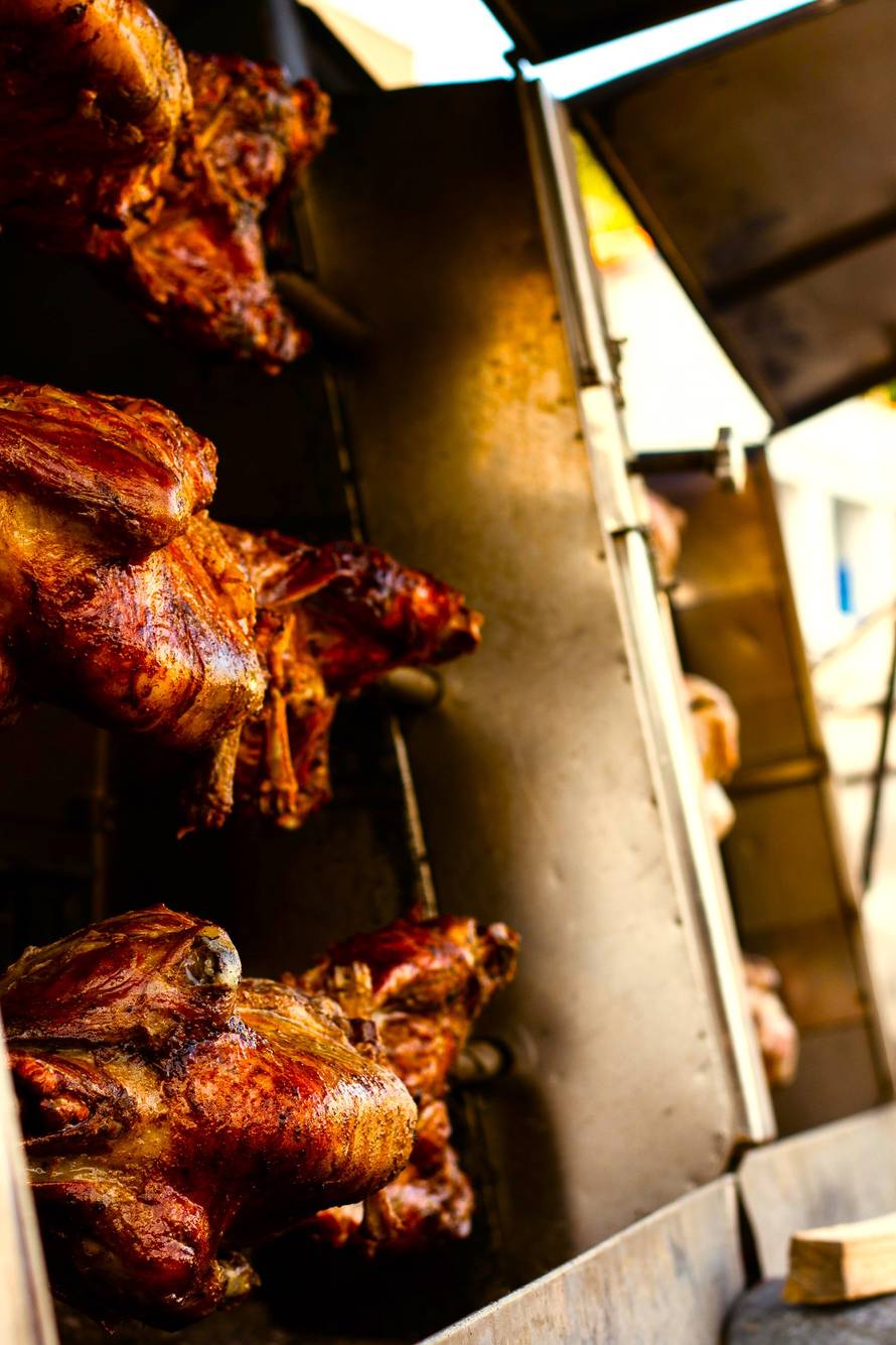 U Baškoj počinje festival Crna ovca: Čeka vas vrhunska janjetina i puno dobre zabave