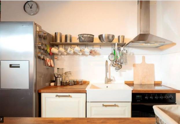 FOTO Rijetka prilika! Kamena kuća u srcu Starog Grada Hvara interijerom oduzima dah