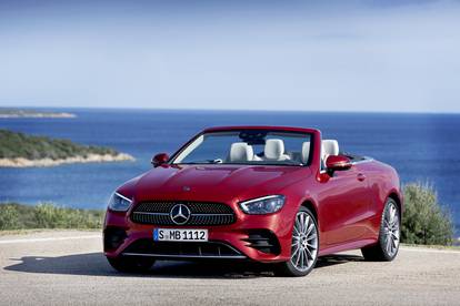 Mercedes redizajnirao E-klasu u Coupe i Cabriolet verzijama