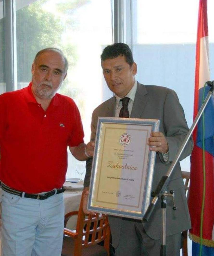 Preminuo je legendarni kapetan Postira: Zvali su ga Maradona, 1998. je pjevao 'vatrenima'