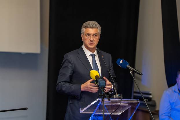 Gospić: Andrej Plenković na obilježavanju 36. obljetnice osnivanja HDZ-a u Ličko-senjskoj županiji