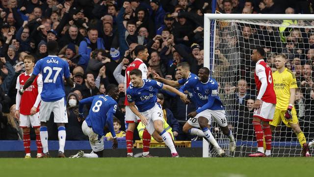 Premier League - Everton v Arsenal