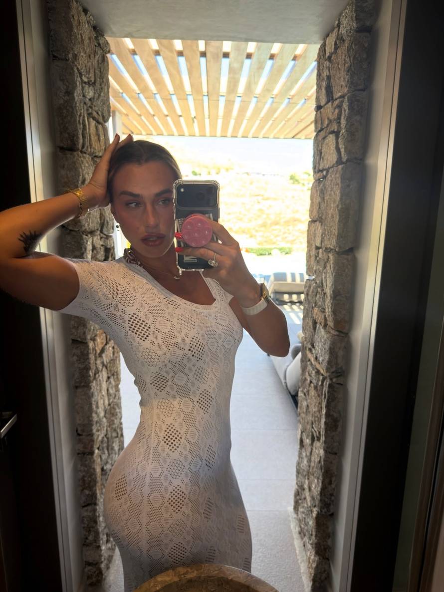 Nakon Ribakine, s turnira ispala i Sabalenka! Čehinja je slavila