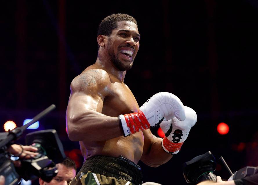 The Comeback - Anthony Joshua v Kristian Prenga