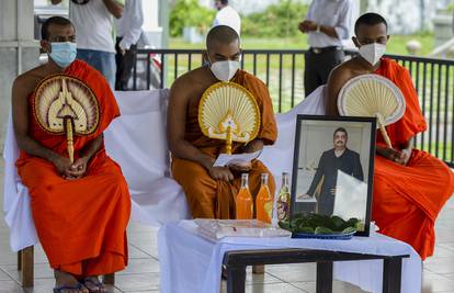 Šaman sa Šri Lanke: Napravio 'magičan napitak' protiv covida, umro je od posljedica korone