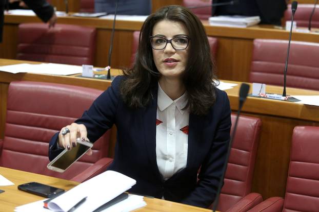 Di si, radosti? U Saboru! Josipa Rimac na današnji dan postala zastupnica. Ovako se mijenjala