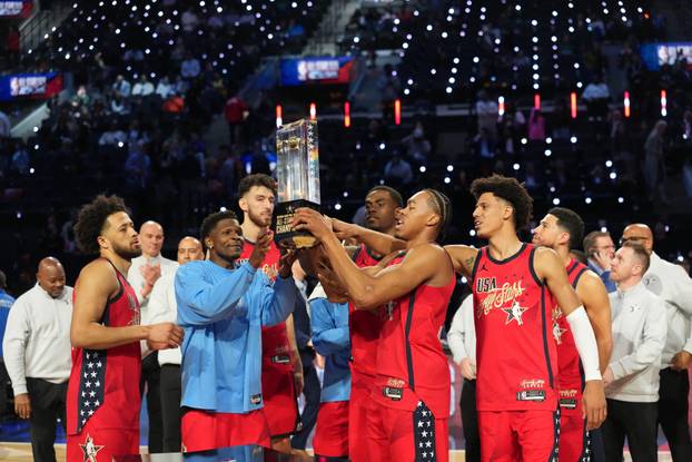 FOTO Poznati na NBA all staru: Kraljevski par privukao poglede