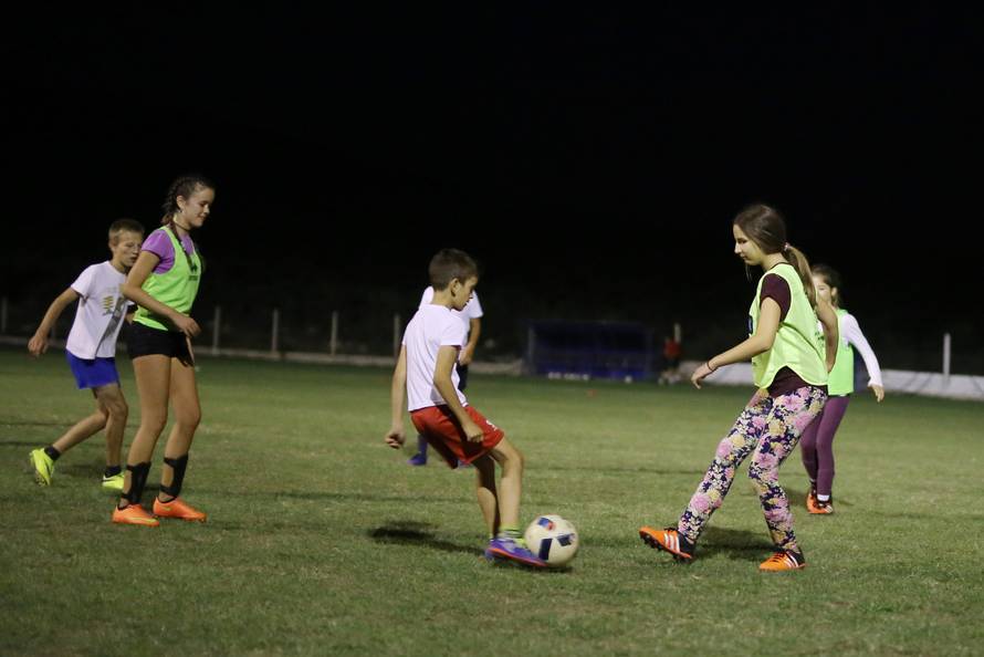 Za Guinnessa: U Vrčevu igra  21 nogometaš istog prezimena!