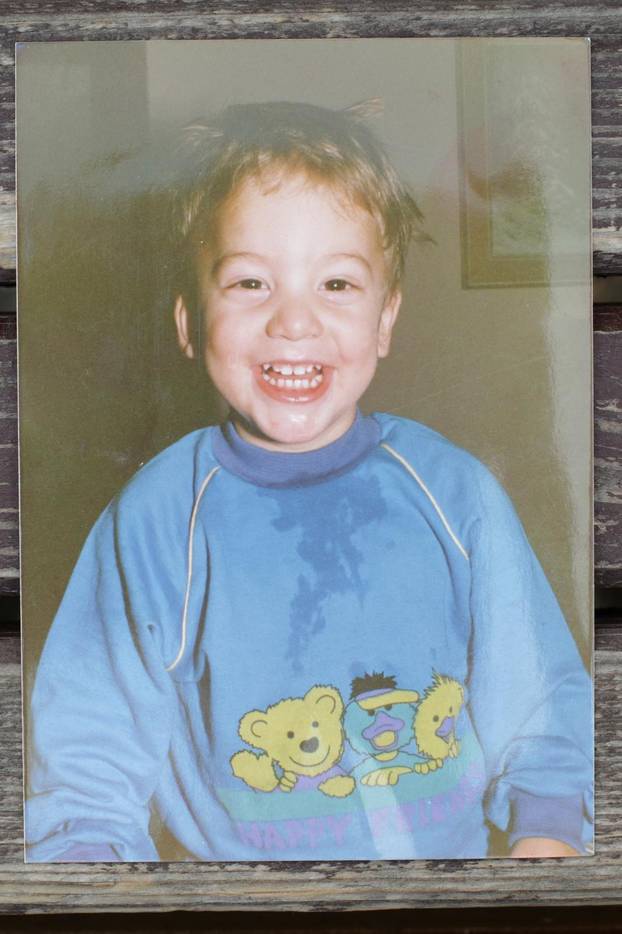 Zagreb: Presnimka fotografije iz obiteljskog albuma vesla?a Valenta i Martina Sinkovi?a