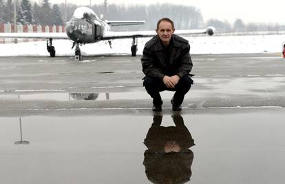Umirovljeni vojni pilot Borović: Zabrana leta nad Ukrajinom dovela bi do 3. svjetskog rata