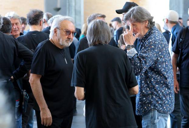 Zagreb: Ispraćaj Ivana Pika Stančića na Krematoriju 