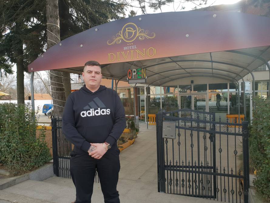 Digli optužnicu protiv Đakića i zabranili mu da ide na internet