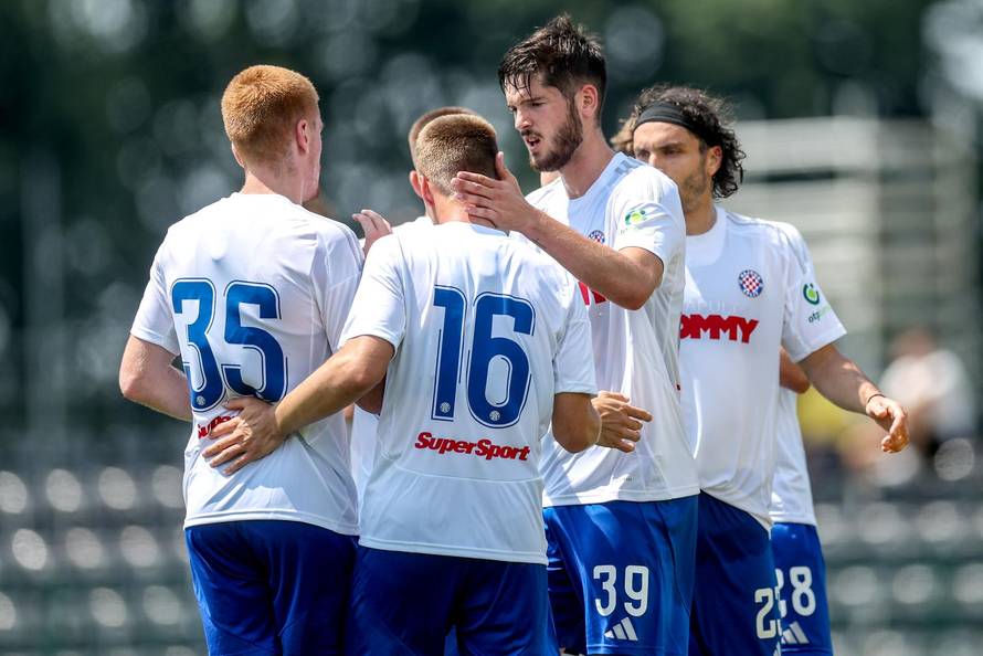 Radomlje: Prijateljska utakmica Rukh Lavov - Hajduk