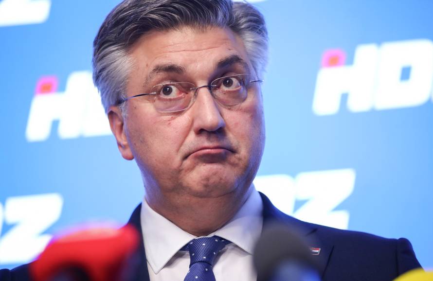 Zagreb: Andrej Plenković dao izjavu za medije nakon sjednice Predsjedništva HDZ-a