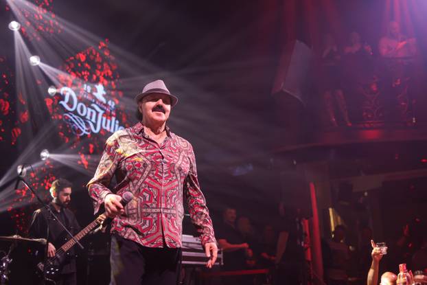 Zagreb: Koncert Harisa Džinovića u klubu Mint