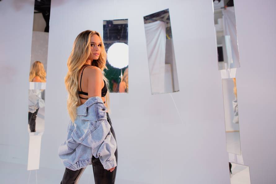 Romansa Davida Temelkova i atraktivne Tine Walme: Odlično je iznijela ulogu preljubnice...