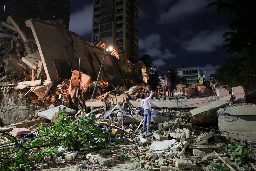 Aftermath of an earthquake in Caracas