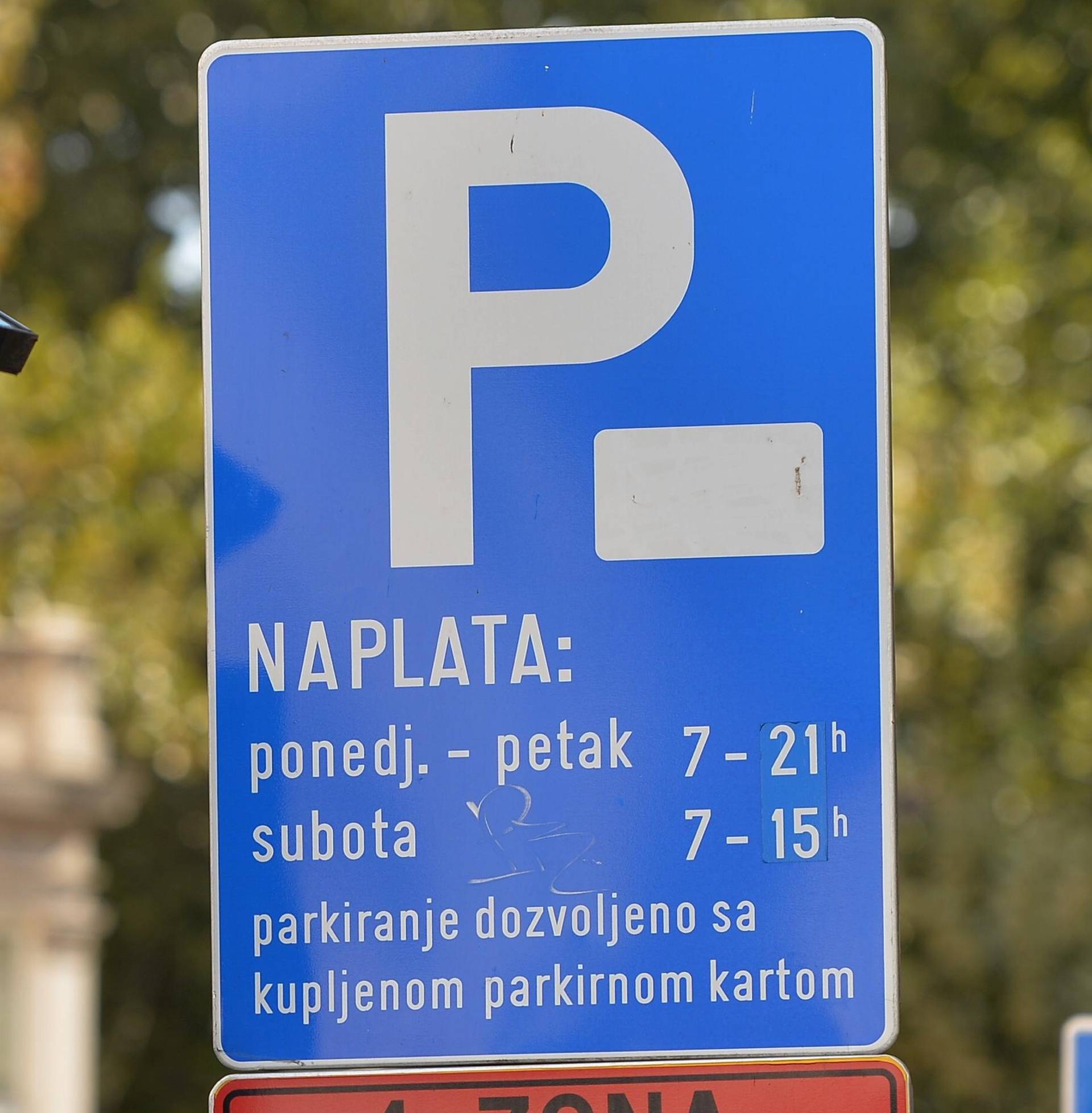 U nekim dijelovima Zagreba se ipak ukida naplata parkiranja
