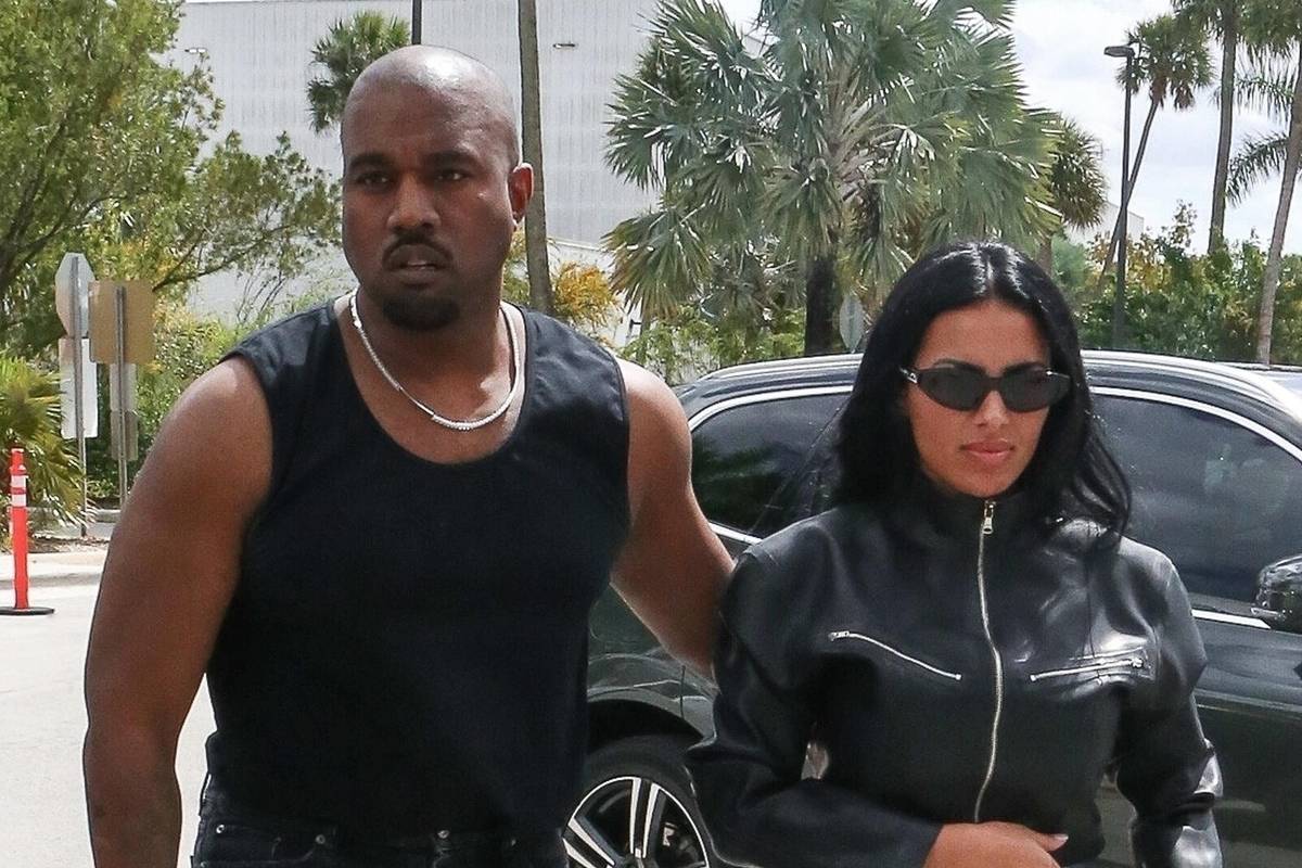 Kanye paradira s kopijom bivše supruge Kim: 'Identične su!'
