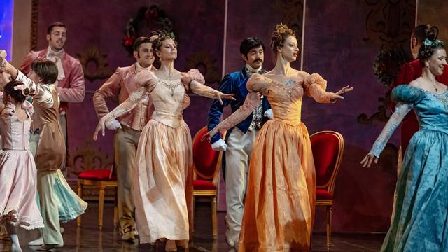 29.11.2021., Osijek - U Hrvatskom narodnom kazalistu odigran je balet Orasar. Photo: Davor Javorovic/PIXSELL