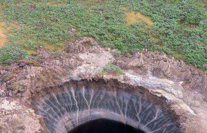 Pogledajte što su našli na dnu misterioznog kratera u Sibiru