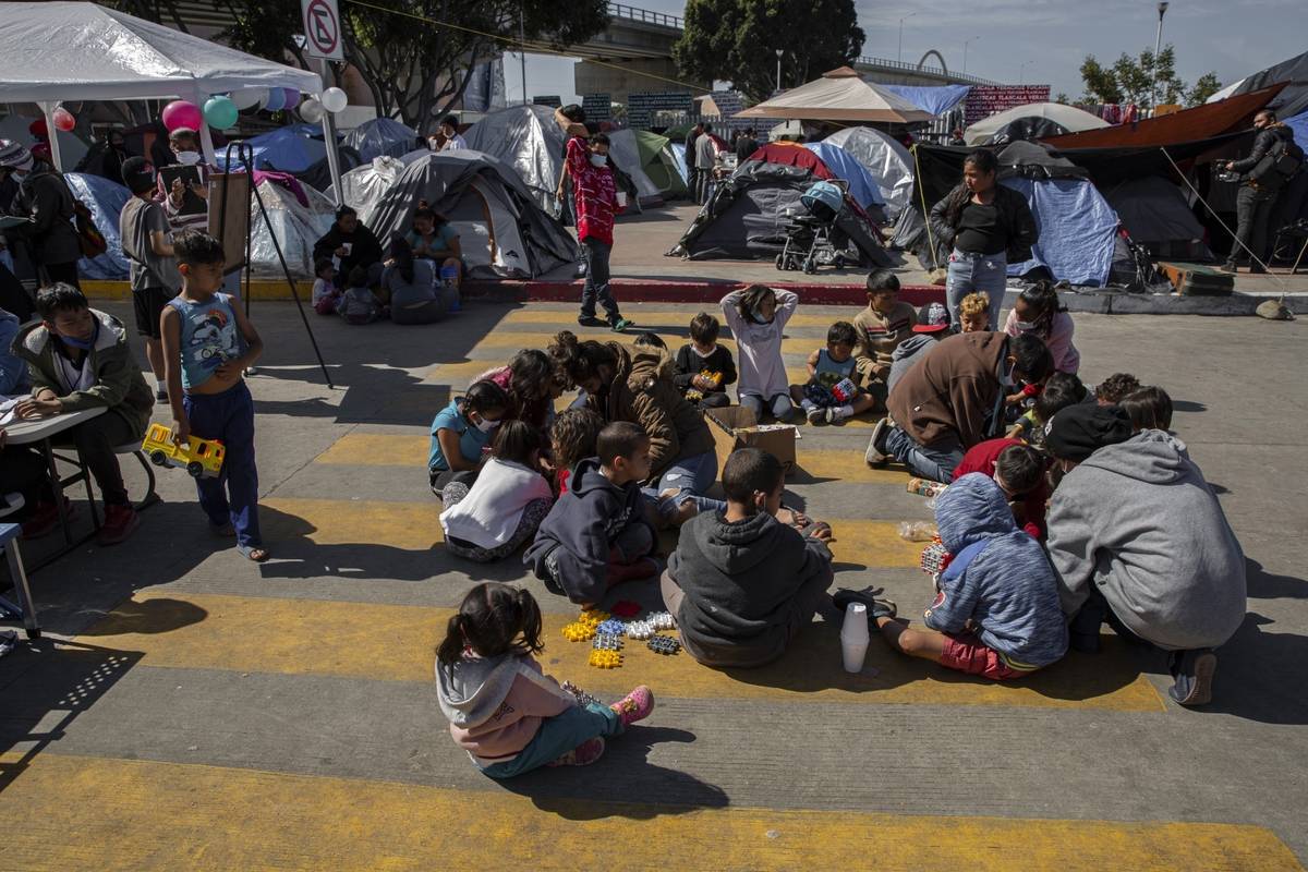 SAD počinje spajati migrantsku djecu razdvojenu od roditelja za vrijeme Trumpovog mandata