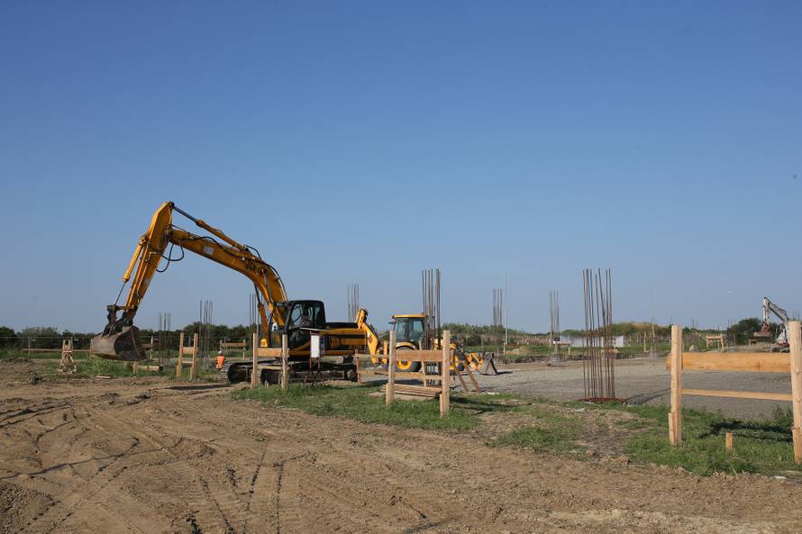 Osijek: Ministrica Tramišak obišla je gradilište Gospodarskog centra