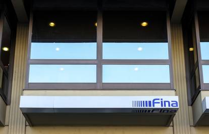 Na kraju studenog 198,3 tisuće građana s blokiranim računima