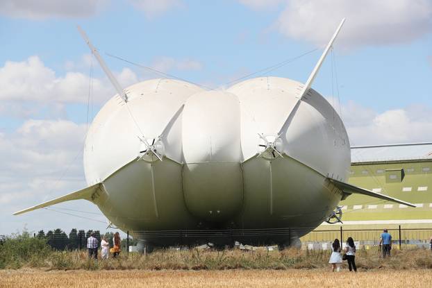 Airlander 10