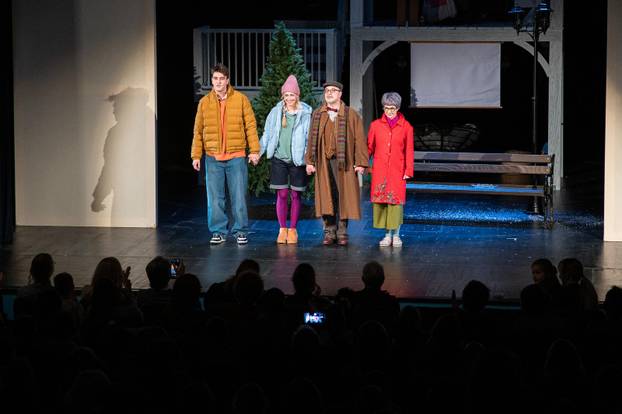 Zagreb: Svečana premijera Božićne predstave "A, gdje su lampice?" u kazalištu Trešnja