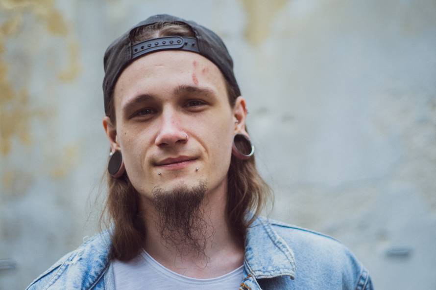 Pjesmom „Krijesnica“ Marin Jurić-Čivro započinje novo poglavlje svoje karijere