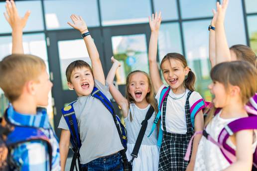 Učitelji i roditelji su zabrinuti: Djeca počela uzvikivati 'six, seven', znate li što to znači?