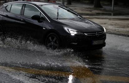 Zbog vjetra blokirana A1: Na snazi je i crveni meteoalarm