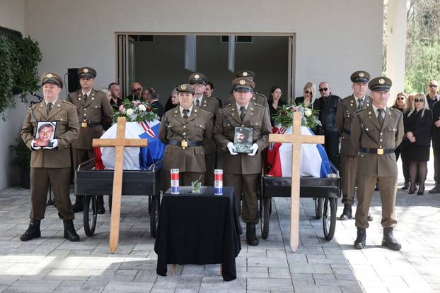 Vukovar: Sahrane nedavno identificiranih branitelja pronađenih na Petrovačkoj doli kod Vukovara