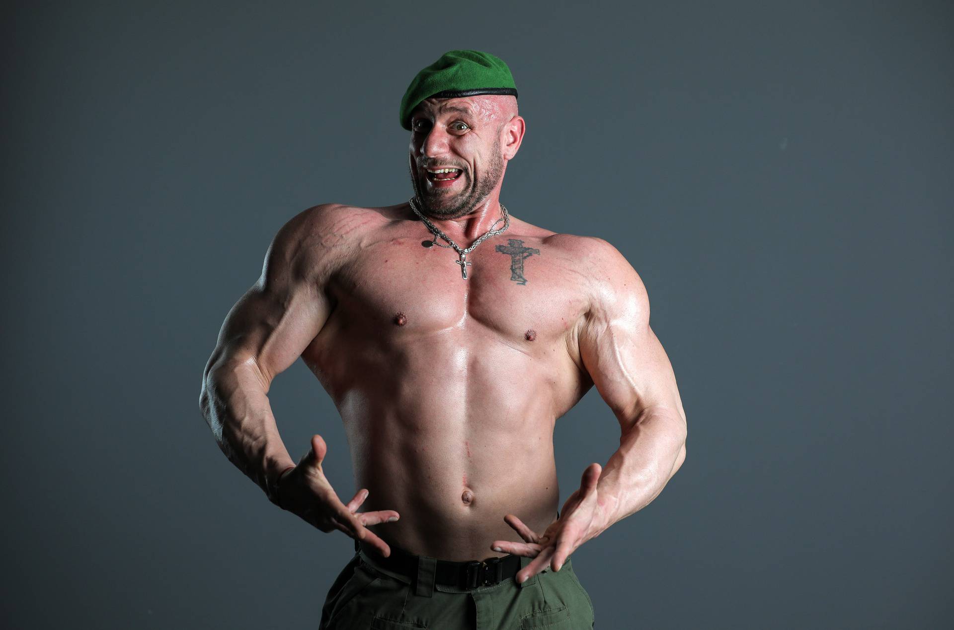 'The Savage' napao i brutalno nokautirao bodybuildera Ursu!?