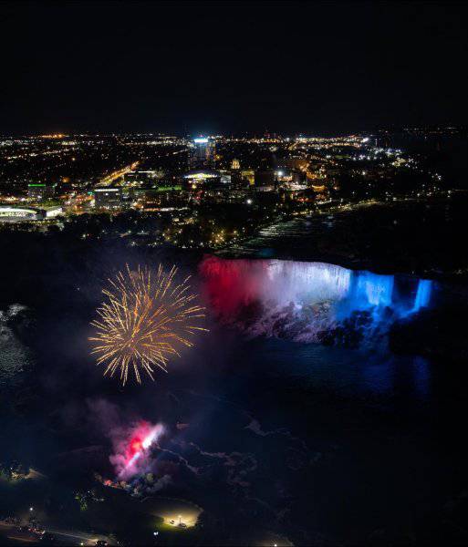 FOTO Niagarini slapovi zasjali su u bojama hrvatske zastave povodom Dana državnosti